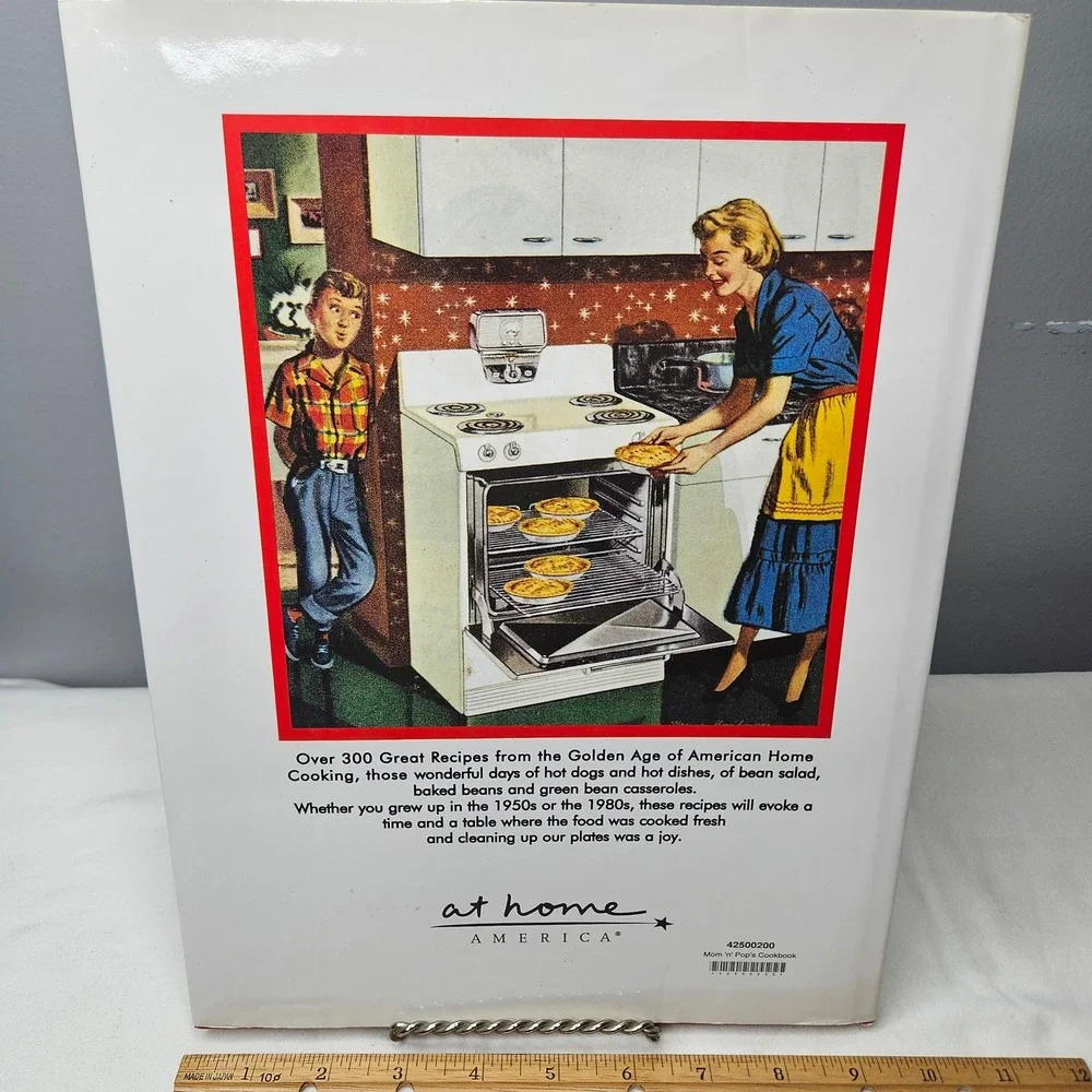 Mom 'n' Pop's Apple Pie‎ 1950s Cookbook At Home America Retro Recipes Hardcover